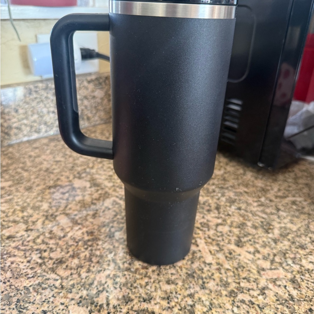 Stanley Matte Black Travel Tumbler - Picture 9 of 11